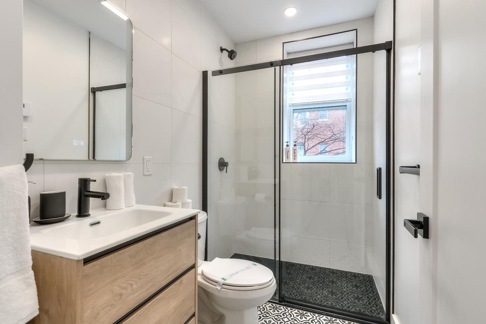 Free Indoor Parking Cozy & Spacious Condo In Heart Of Downtown Montreal Exteriér fotografie